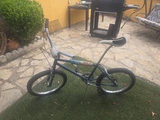 Bicicleta BMX clásica
