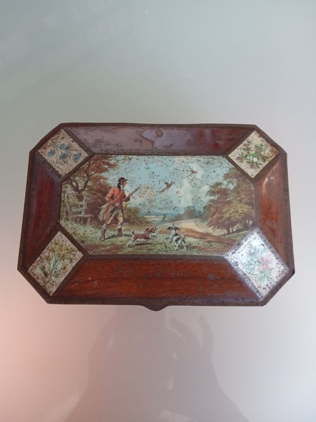 Scatola latta vintage caccia