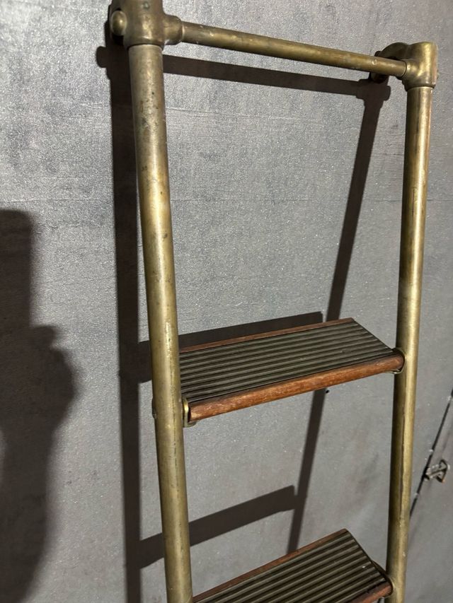 Escalera antigua Hoskins & Sewell