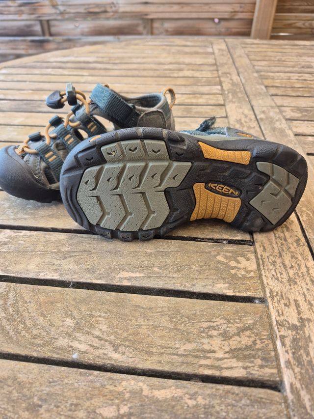 Sandalias KEEN niño(a) EU 29