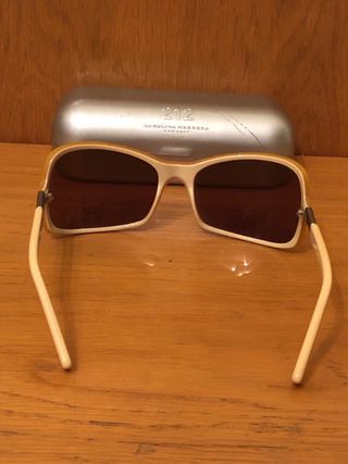 CAROLINA HERRERA - gafas sol con funda