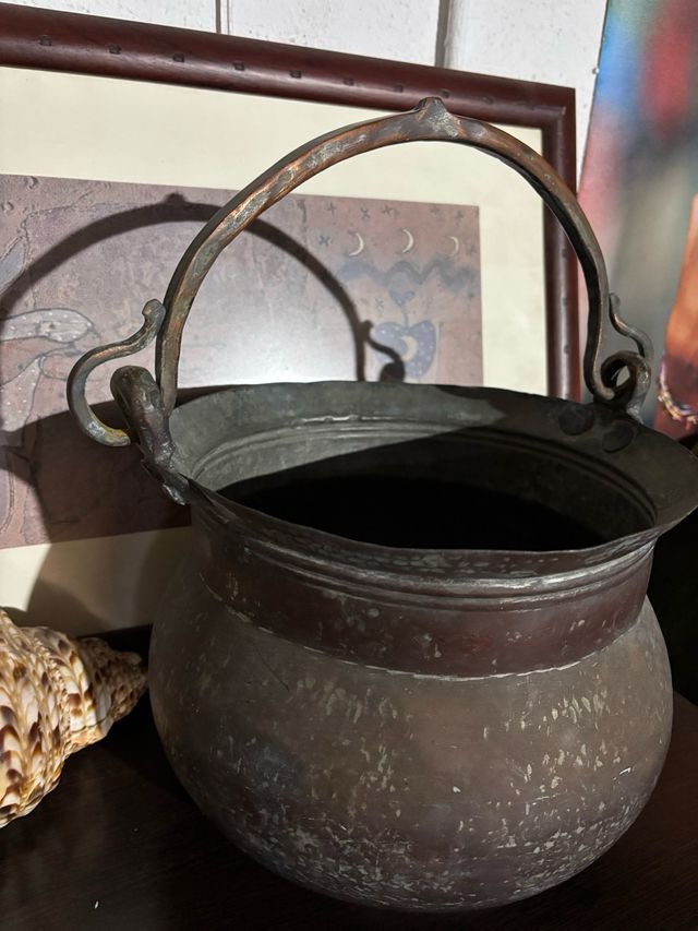 Caldera cobre antigua