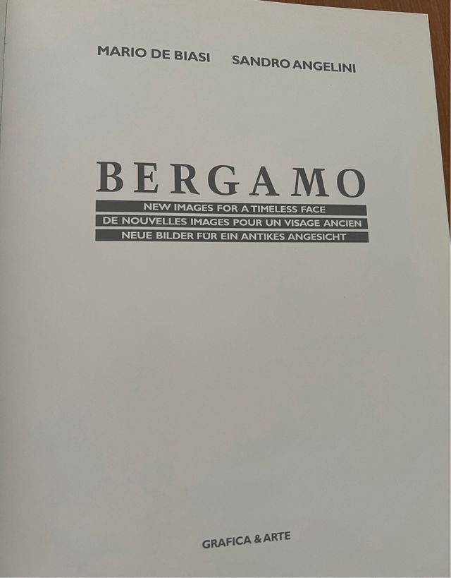 Libro Bérgamo. New images for a timeless face