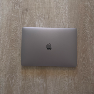 MacBook Pro M1 16GB / 512GB
