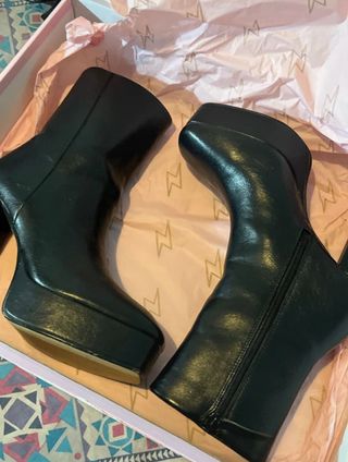 Botines Glowrias negros plataforma