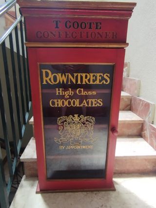 Vitrina Rowntrees Chocolates