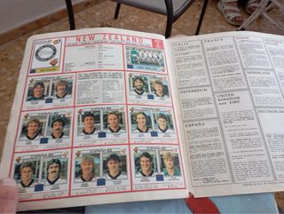 Álbum España 82 Mundial. NO COMPLETO
