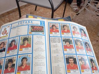 Álbum España 82 Mundial. NO COMPLETO