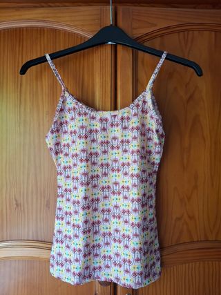 Blusa tirantes estampada