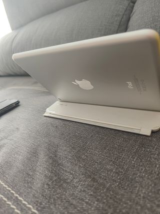 iPad Mini 1 blanco + teclado Logitech