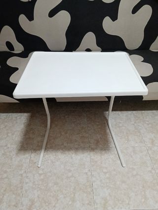 Mesa plegable Kevex blanca