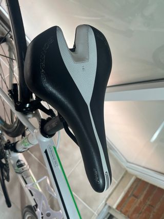 Bicicleta carretera Trek Lexa