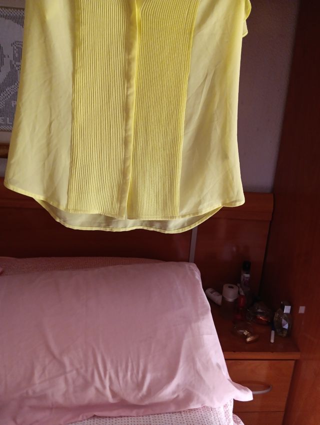 Blusa Amarilla HM - Talla M