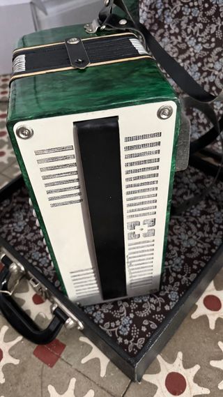 Acordeón Malysch 23x16-1 NUEVO