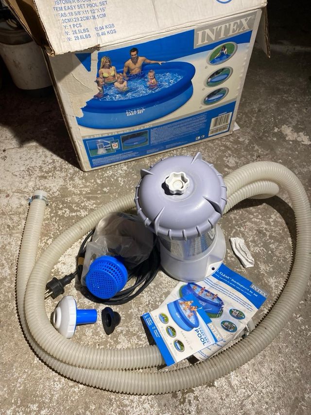 Filtro, Pompa de piscina 