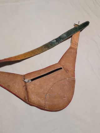 Riñonera Piel marrón, roja y verde