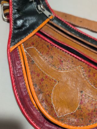 Riñonera Piel marrón, roja y verde
