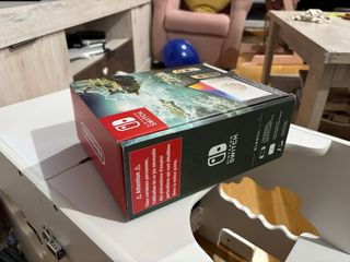 Nintendo Switch OLED - Zelda Tears of Kingdom