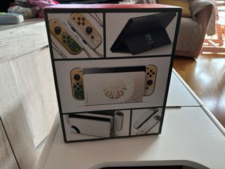 Nintendo Switch OLED - Zelda Tears of Kingdom