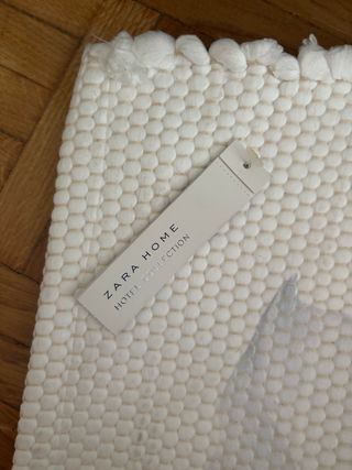 Alfombra jarapa Zara Home