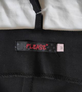 Tubino corto nero con spalline sottili