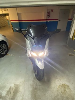 Yamaha TMax 530SX - Scooter