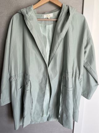 Chaqueta trench verde agua