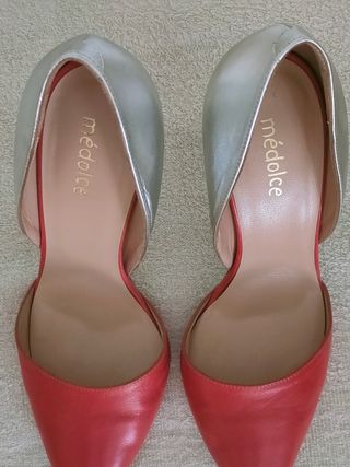 Décolleté rosso corallo e argento