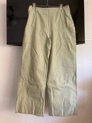 Pantalones Zara verde caqui clarito