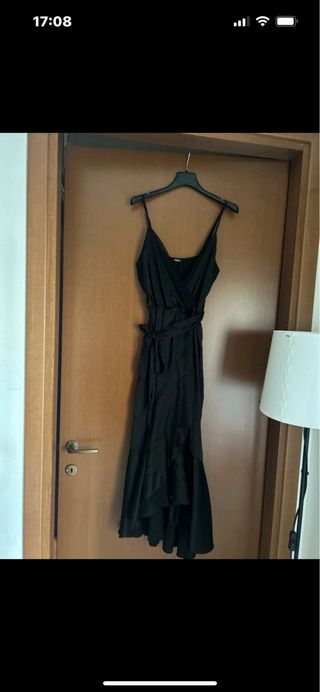 Abito nero lungo elegante