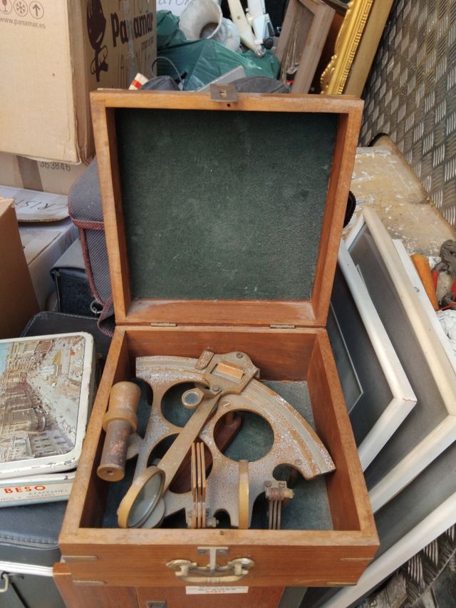 Antico sextante di bronzo