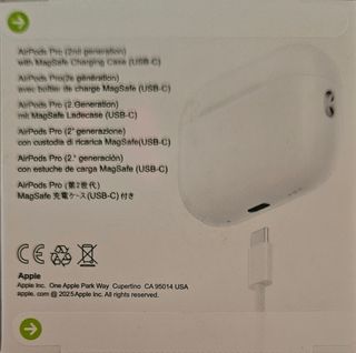 MacBook Pro 15" Touch Bar - airpods pro 2 