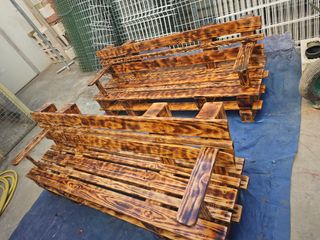 Sofá Palets Lijado Quemado y con barniz