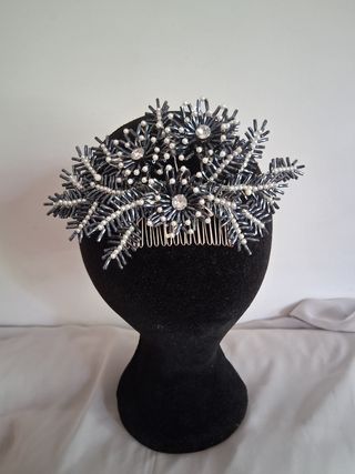 Tocado blanco-negro boda, ceremonia, evento