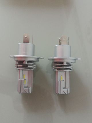 Luces LED Auxito H4 - 2 Bombillas