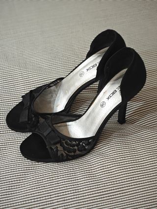 Tacones negros Blue Box - Talla 38