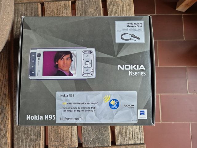 Nokia N95 - Móvil Gris Plata