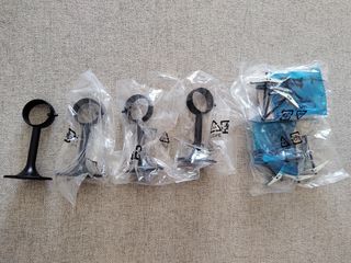 Soportes de cortina negros - 4 unidades