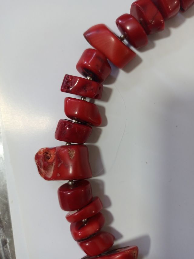 Collar rojo de coral 54 cm