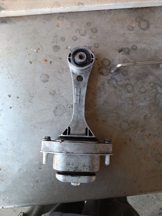 Soporte motor Golf IV 1.9 TDI