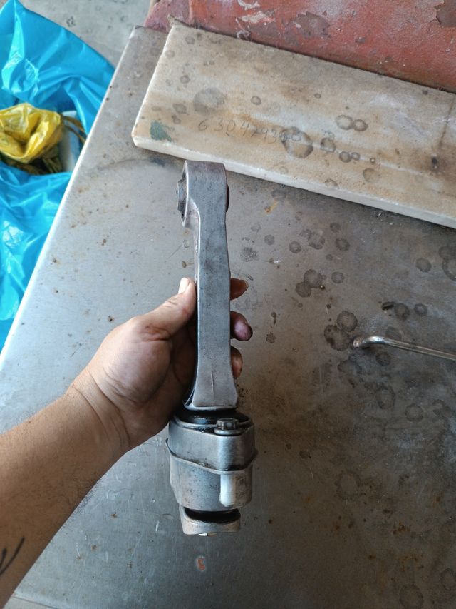 Soporte motor Golf IV 1.9 TDI