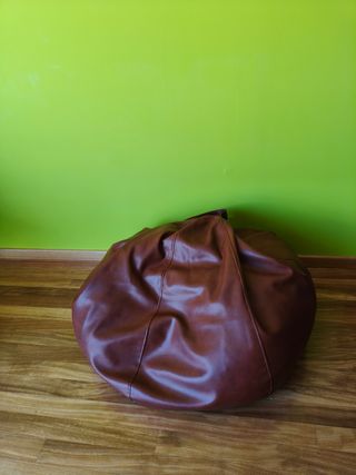 Puff de cuero marrón