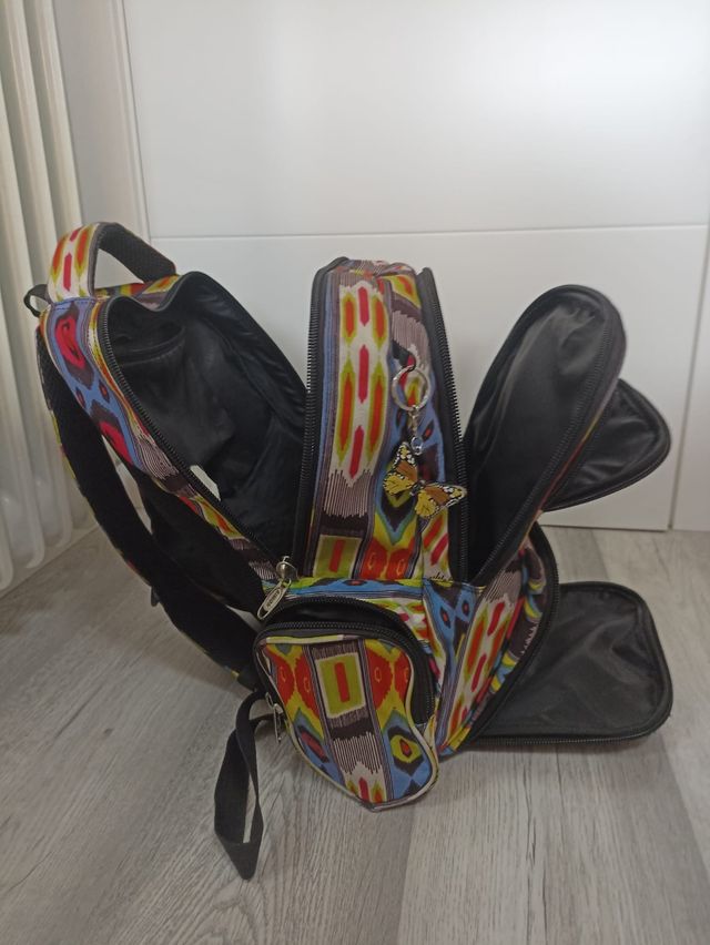 Mochila escolar infantil varios bolsillos