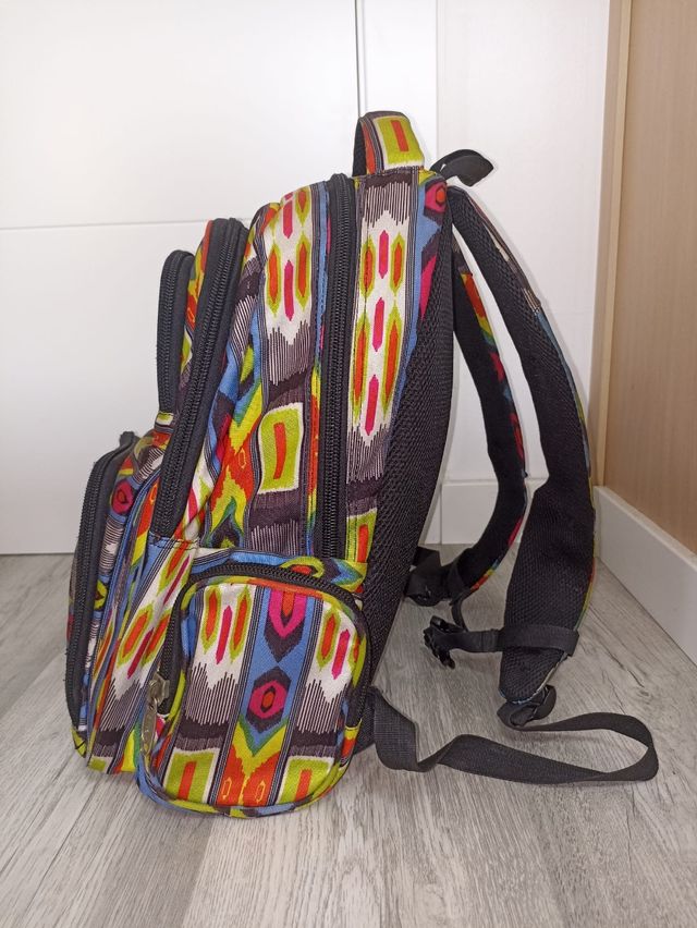 Mochila escolar infantil varios bolsillos