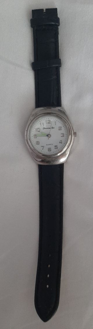 Reloj Christian Gar - Negro y Plata