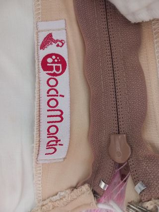 Traje Flamenca Rocío Martín beige y rosa