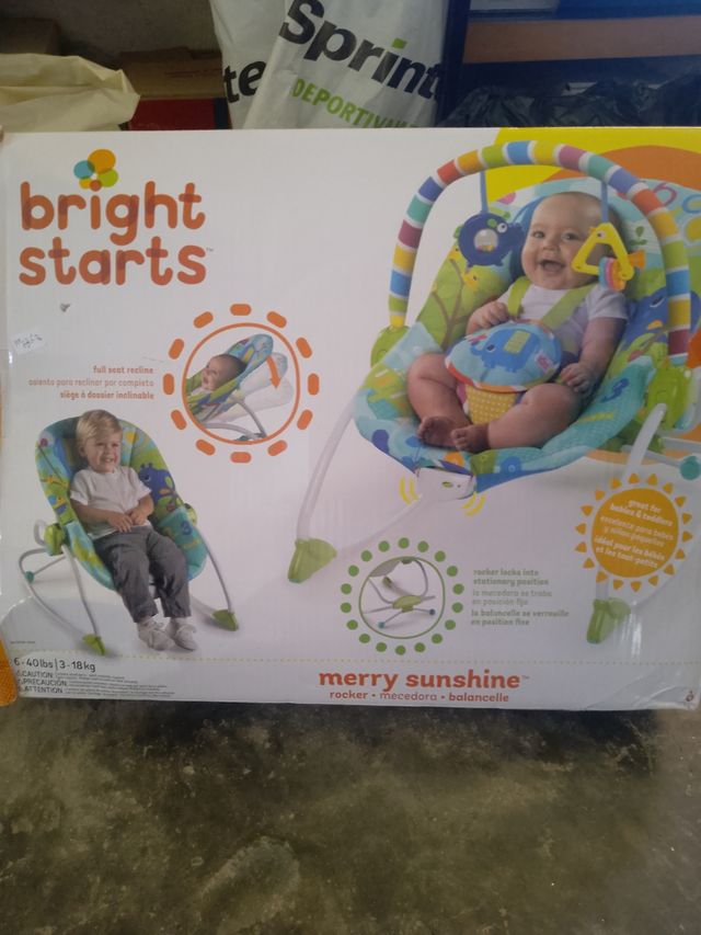 Silla mecedora Bright Starts Merry Sunshine