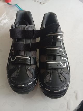 Zapatillas ciclismo automáticos talla 47,con calas