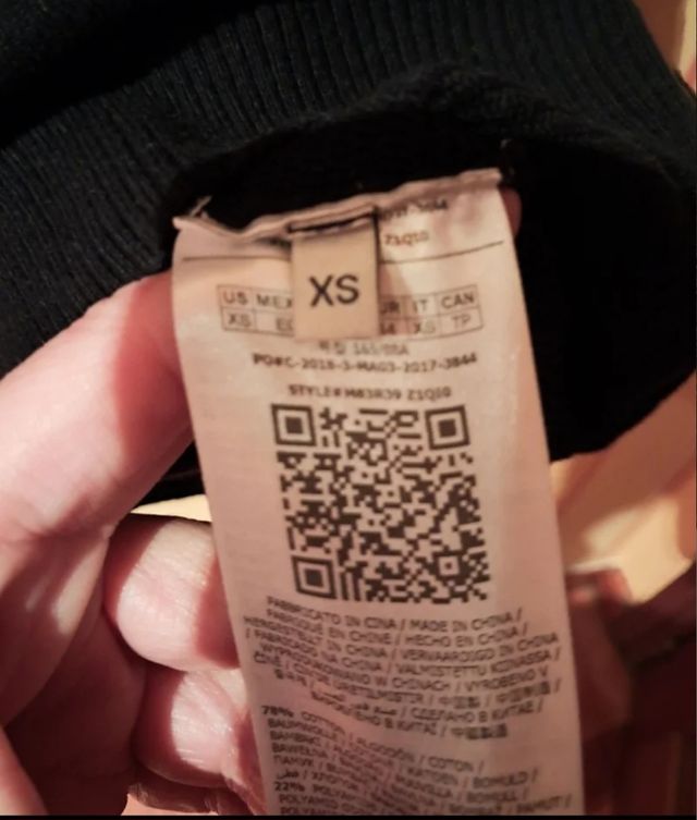 2 Jerseys Guess - Negros