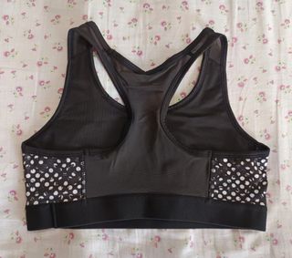 Top deportivo negro y blanco - Talla M